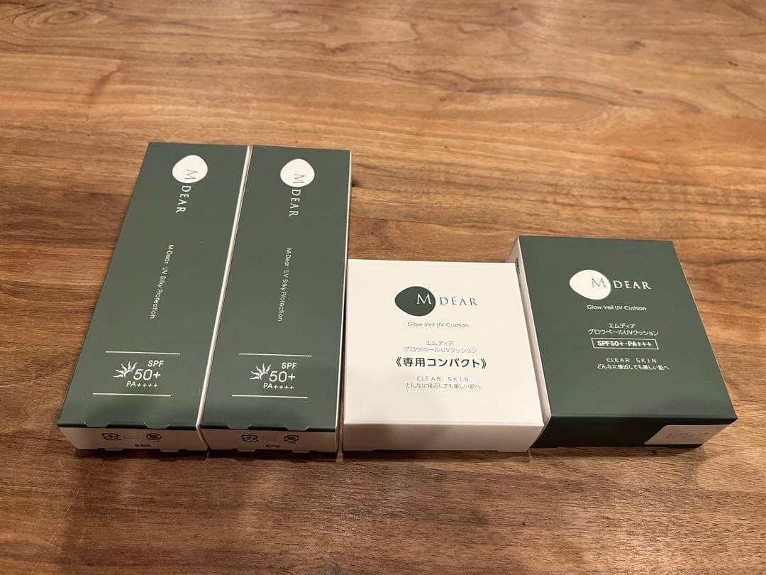 M DIA UVシルキープロテクション２本、グローベールUVクッション、ケース