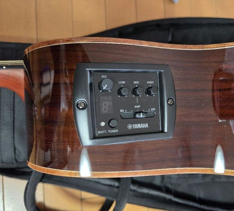 【お値下げ】YAMAHA アコースティックギター