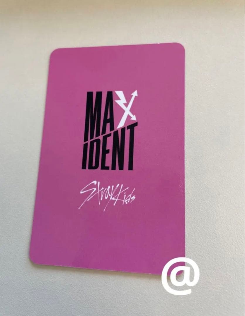 straykids ヒョンジン　サノクトレカ