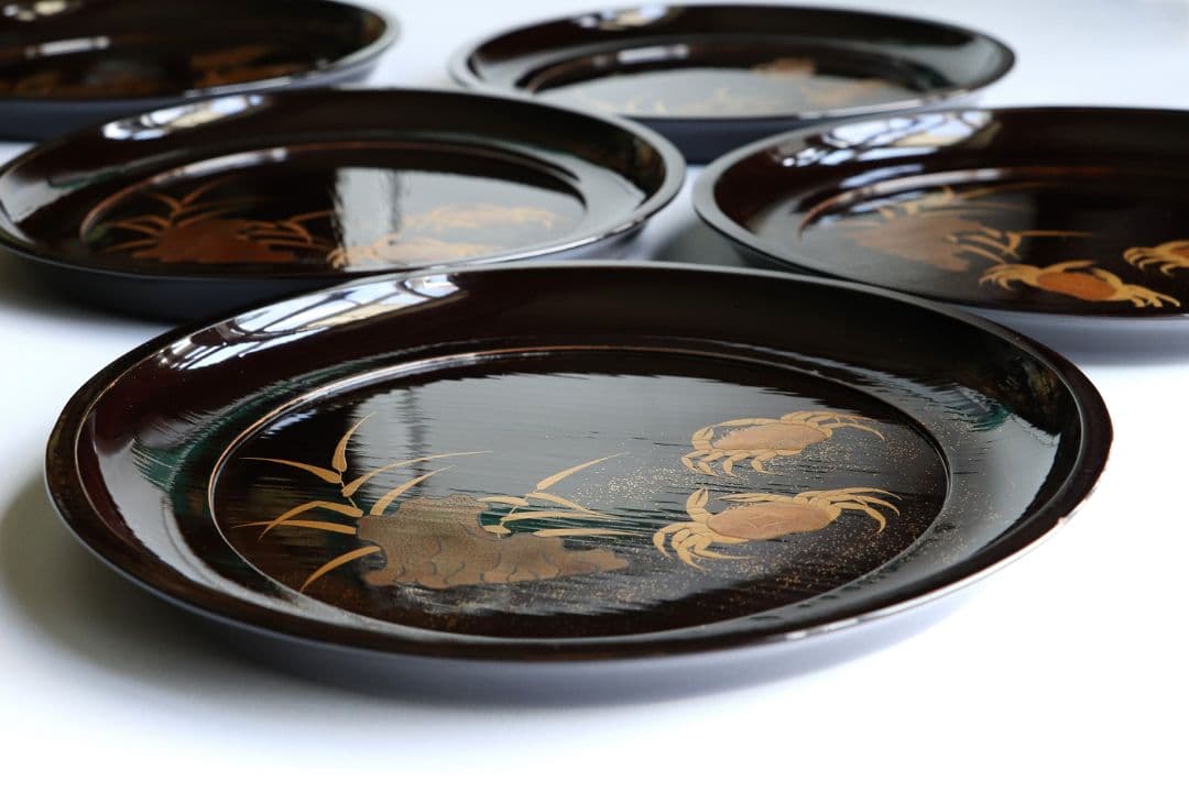 CK91 木製漆器 蟹蘆金蒔絵 黒塗 大徳寺盆 五客 24.5cm 木皿 菓子盆