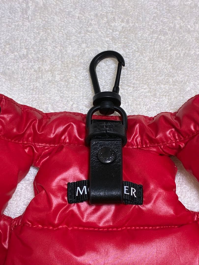 【新品】モンクレール　キーリング　ベスト　レッド