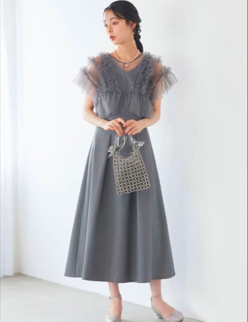 新品　フリルチュールシアートップス＆タックフレアドレスセット