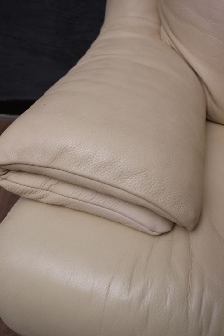 首都圏送無料〜　イタリア　インカント　総本革　約40万　クリーム系　極上　ソファ