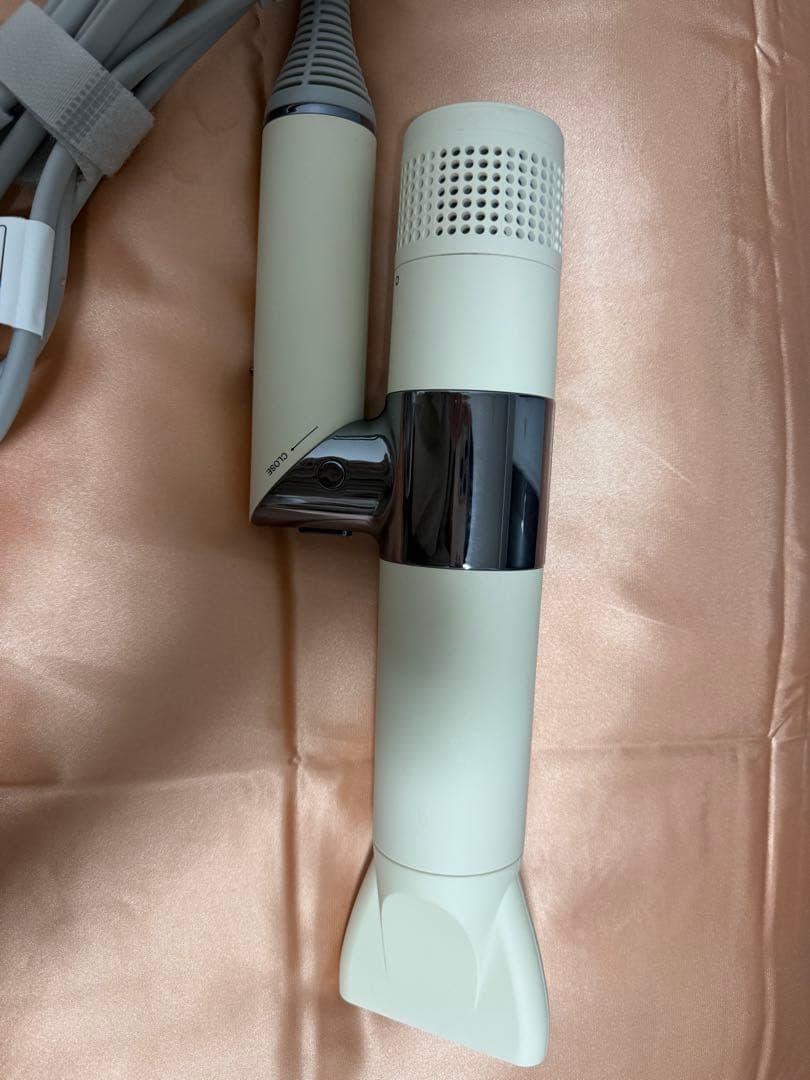 キヌージョ　ストレートアイロン　ドライヤー