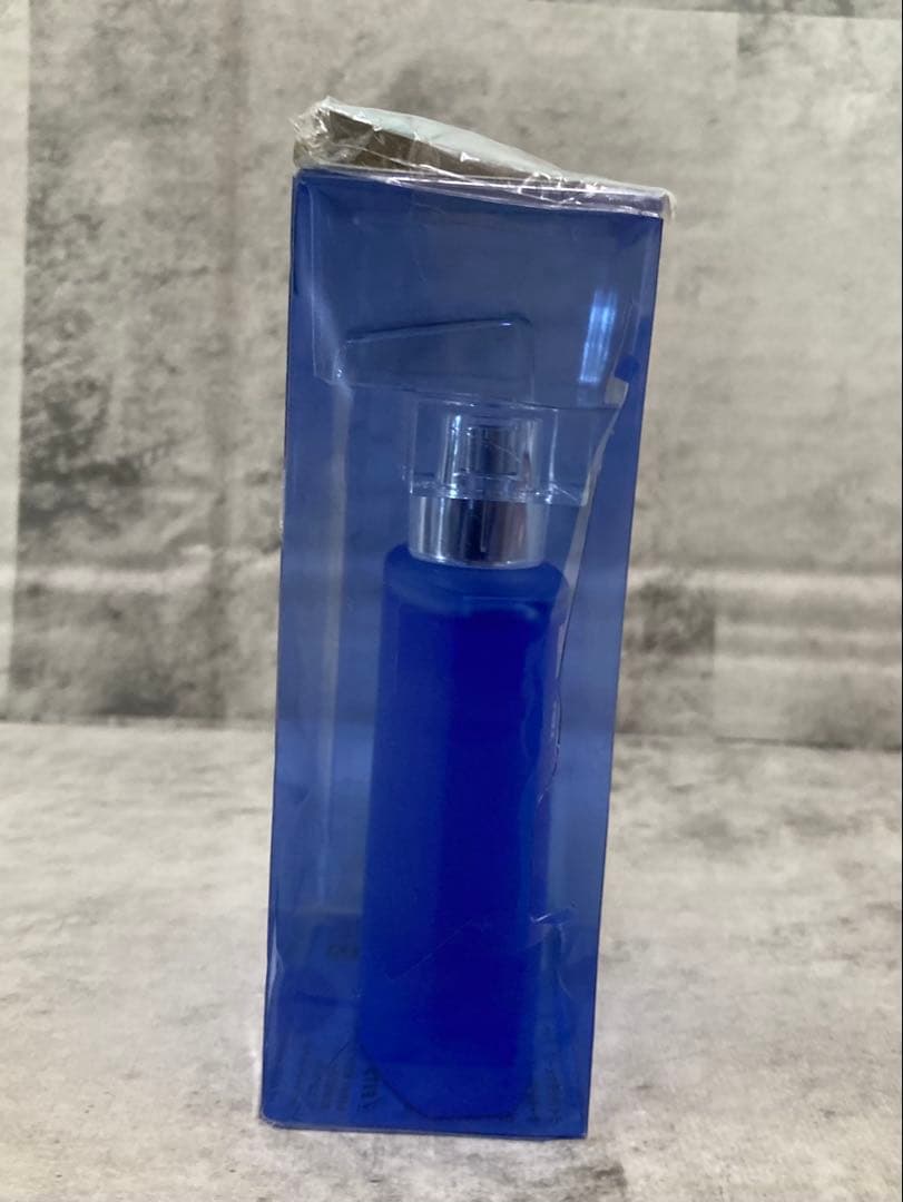 ライジングウェーブ フリー オーシャンベリー　オードトワレ 50ml　香水