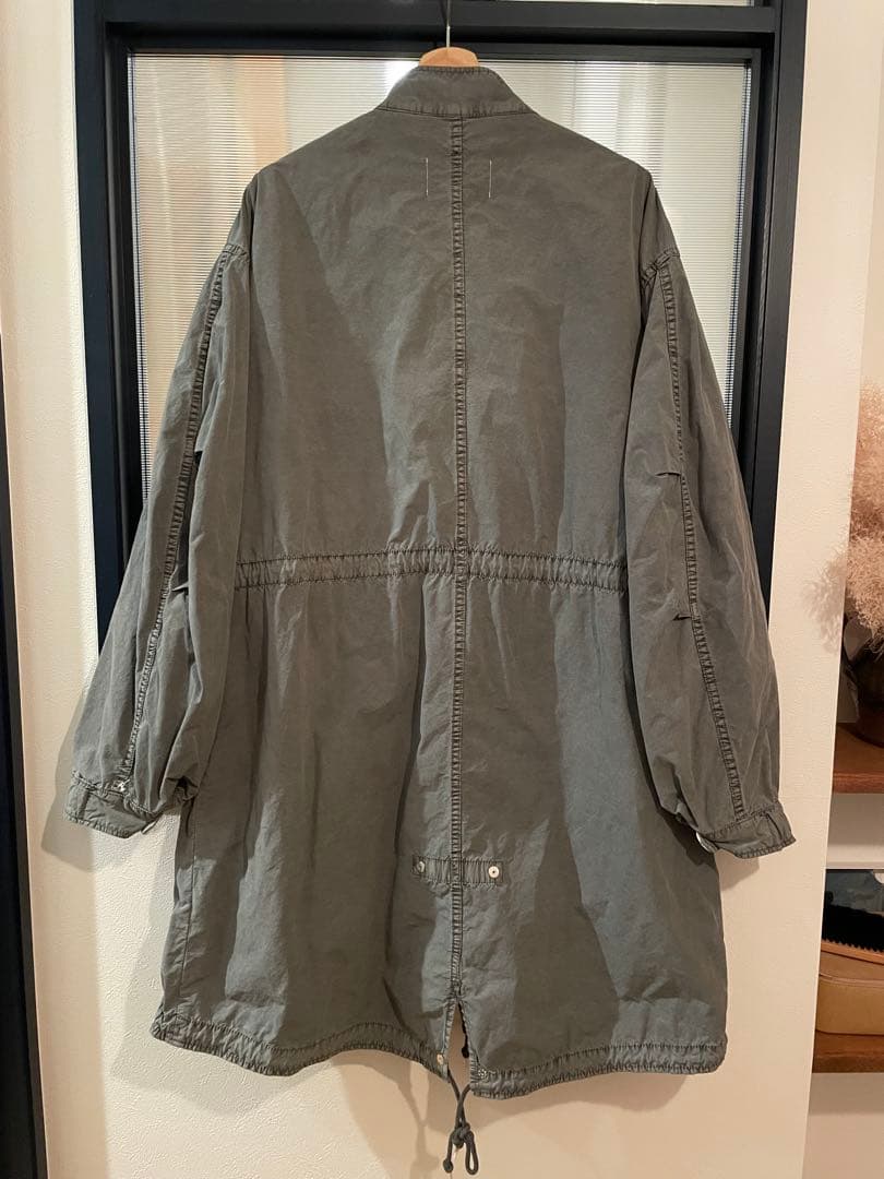 innat インアット　フィッシュテールコート