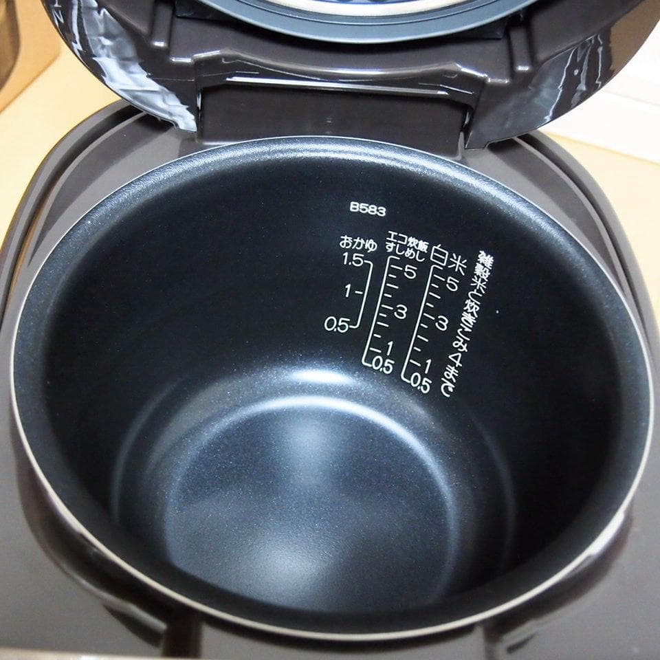 象印 NW-VT10-TA IH炊飯ジャー 5.5合炊き ブラウン 2025年製