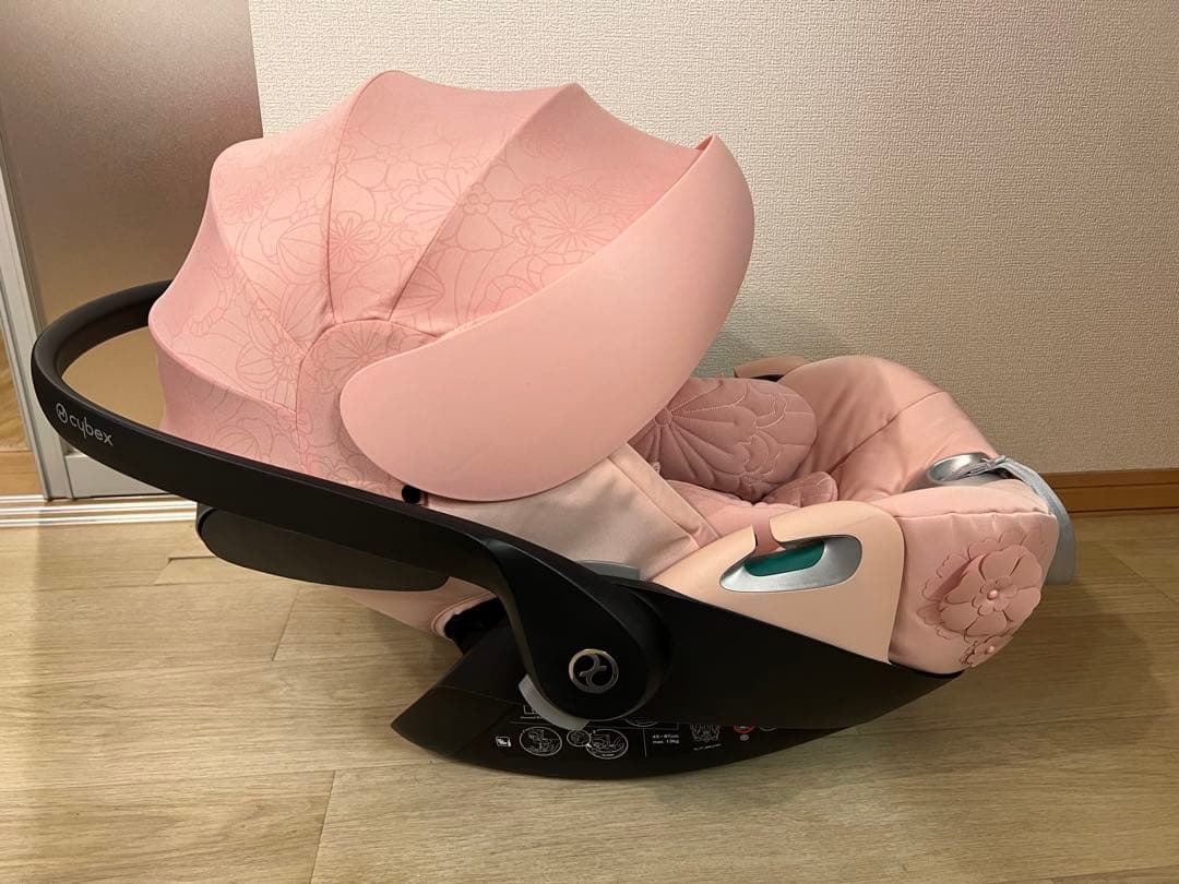 【美品】サイベックス　クラウド Z2 i-Size FE シンプリーフラワーズ