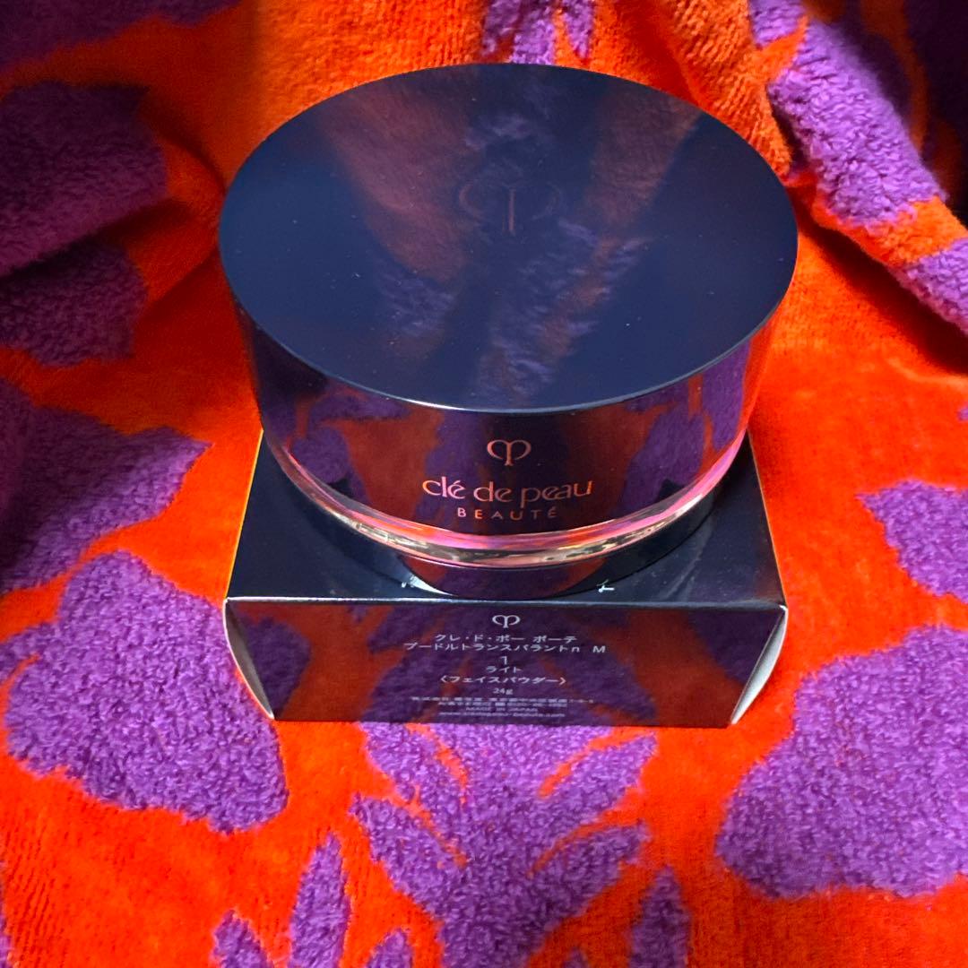 クレ・ド・ポーボーテ プードルトランスパラントn M 1ライト