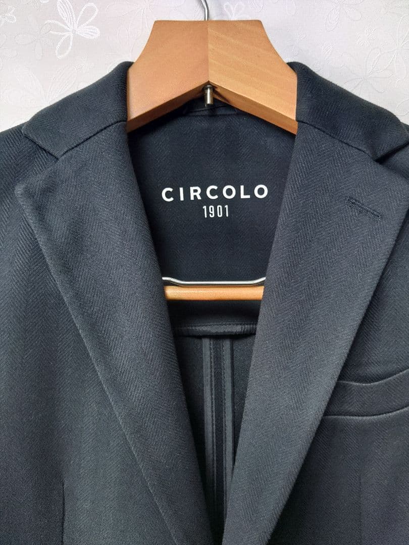 CIRCOLO 1901 テーラードジャケット　ブラック　ヘリンボーン