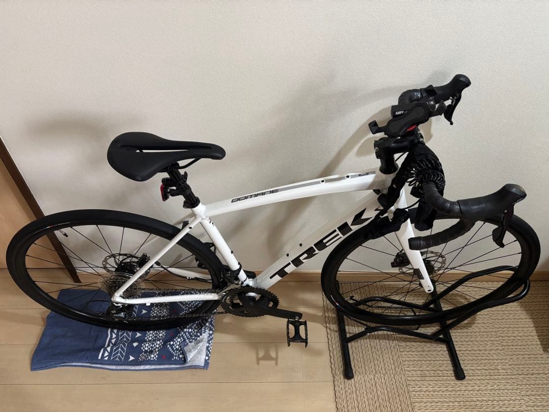 自転車本体 trek domane al3 52