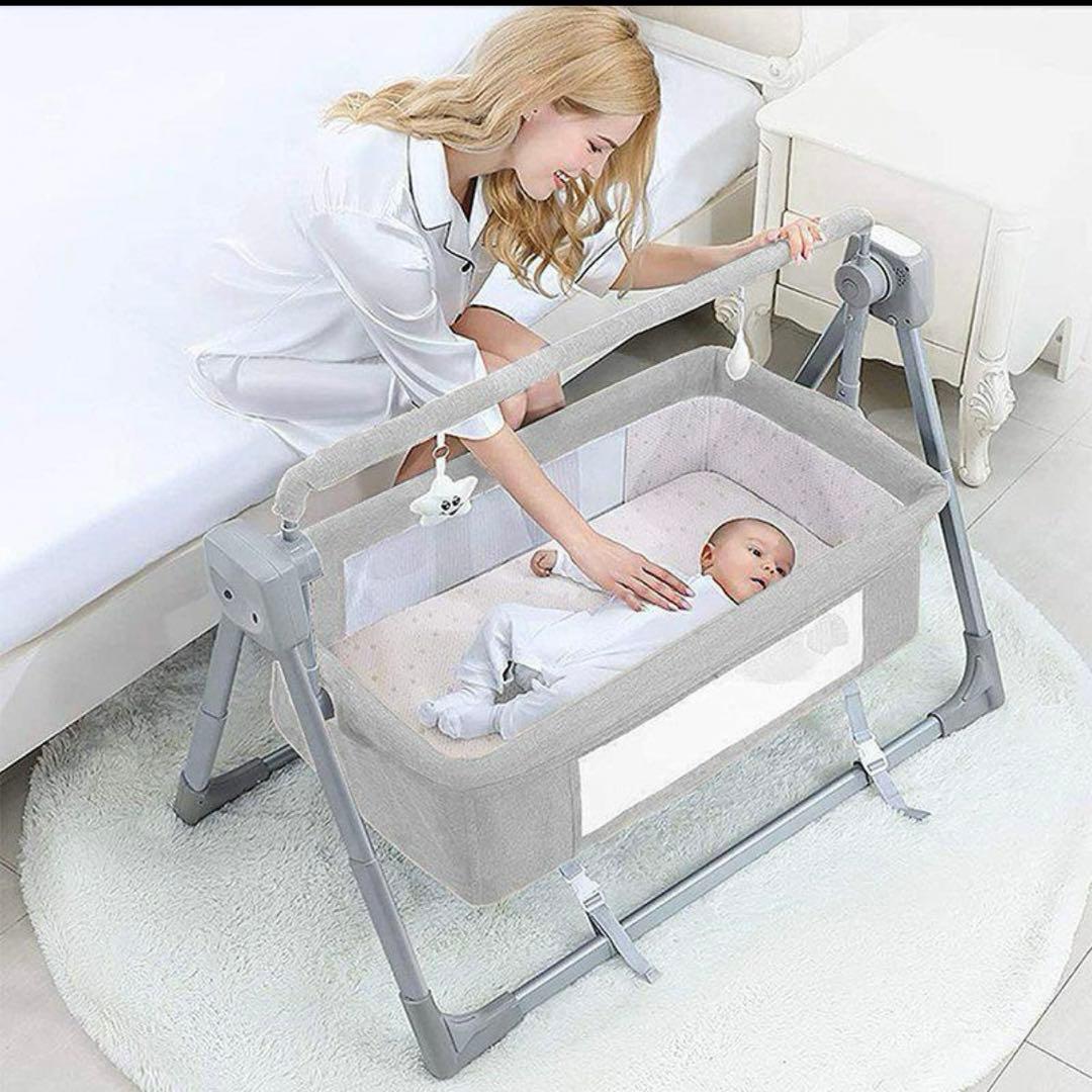 ベビーベッド スイング 電動　新品未使用