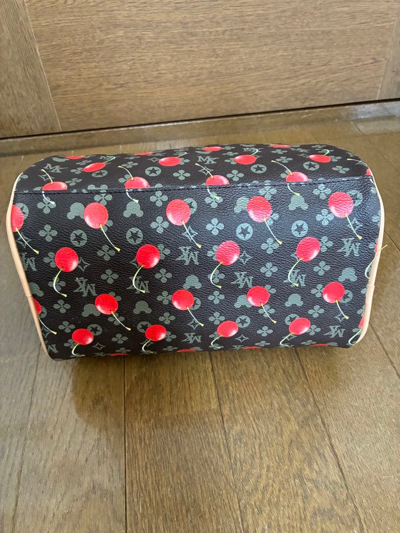M*i様 モノグラム　チェリー柄　バッグ ミッキー　レトロ　レア　未使用　訳あり