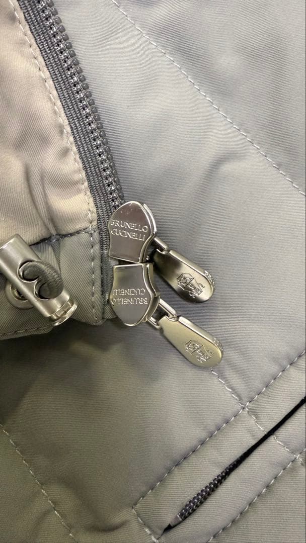 BRUNELLO CUCINELLI ブルネロクチネリ　ダウンベスト