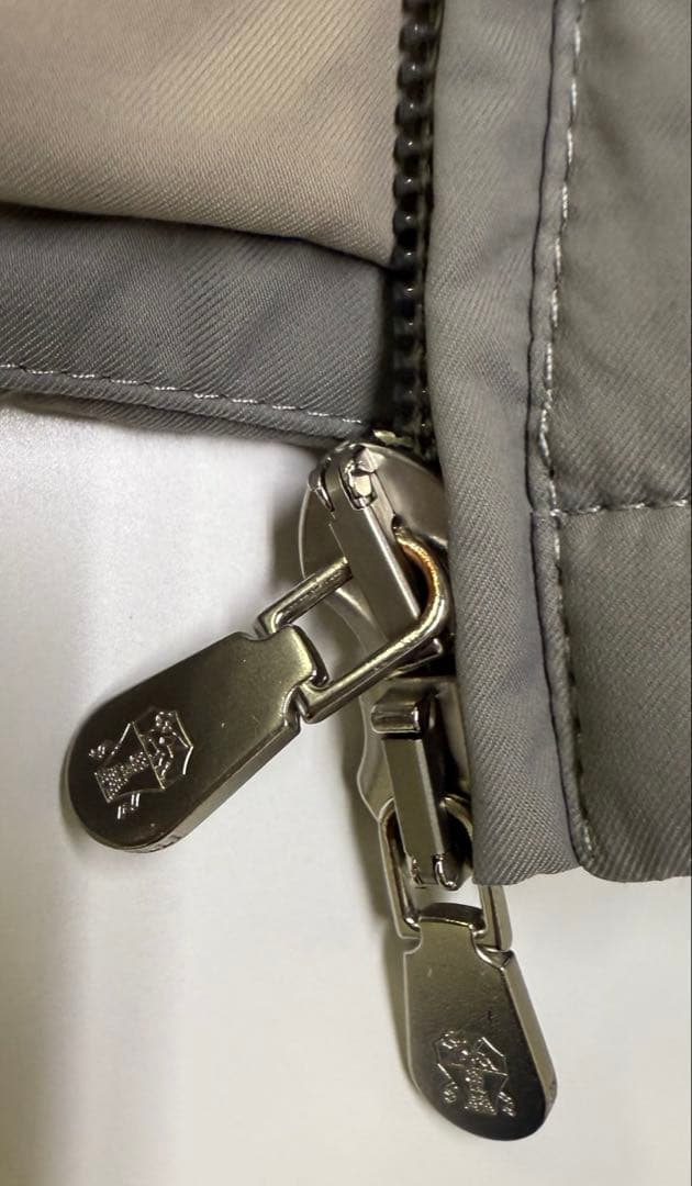 BRUNELLO CUCINELLI ブルネロクチネリ　ダウンベスト