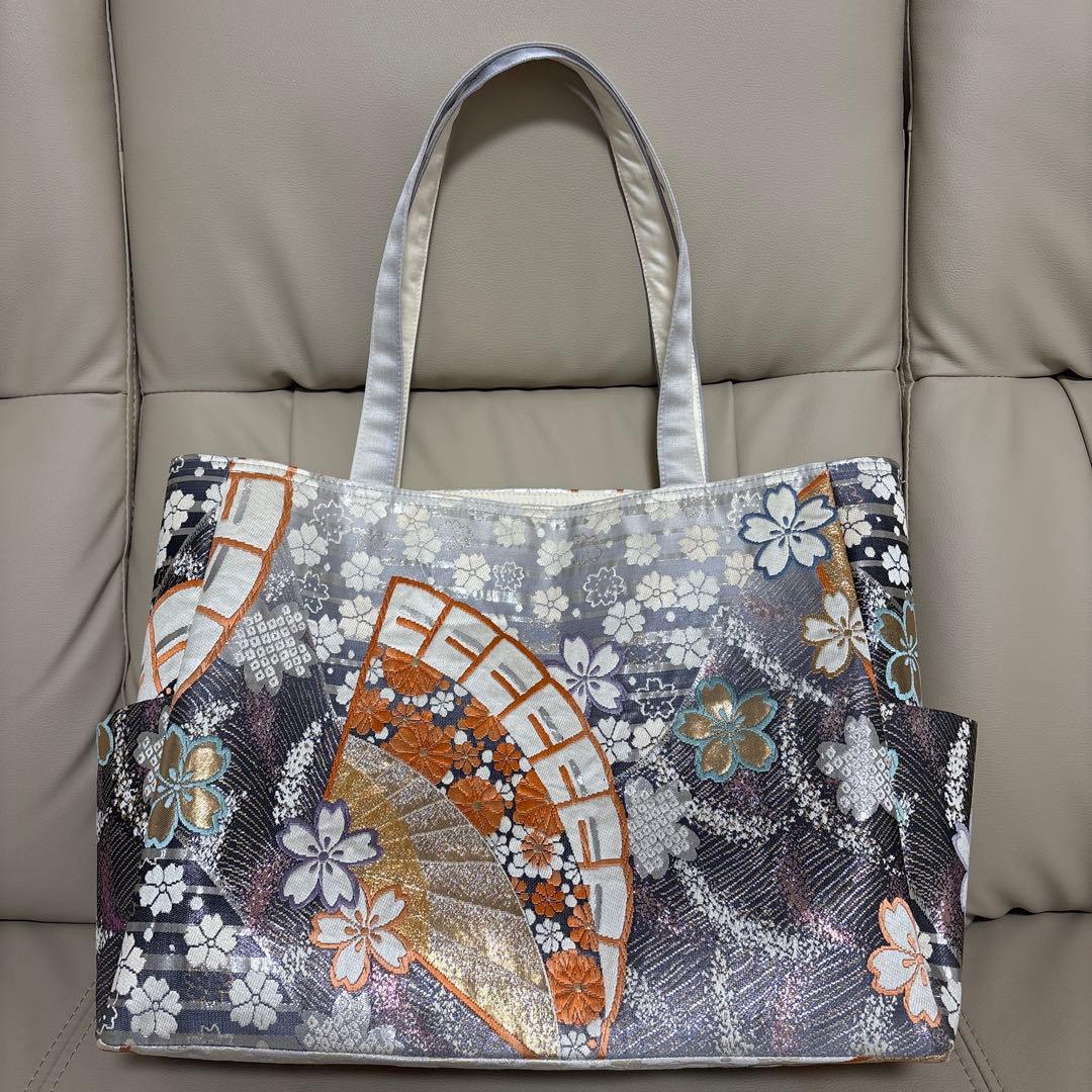 【専用】（706-4、709-6、710-4、712-8）着物帯を使ったバッグ
