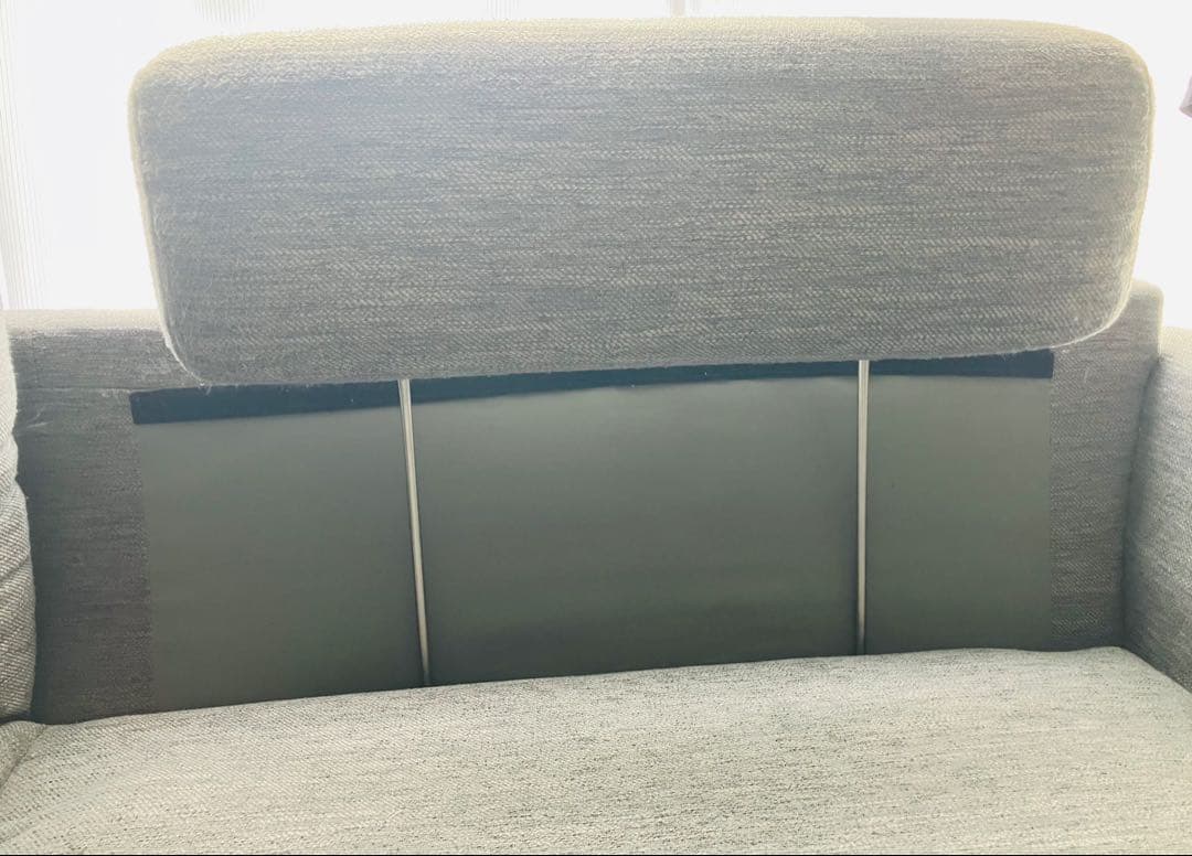 【ニトリ　匿名配送】ダークグレー 3人掛けソファ ヘッドレスト付き