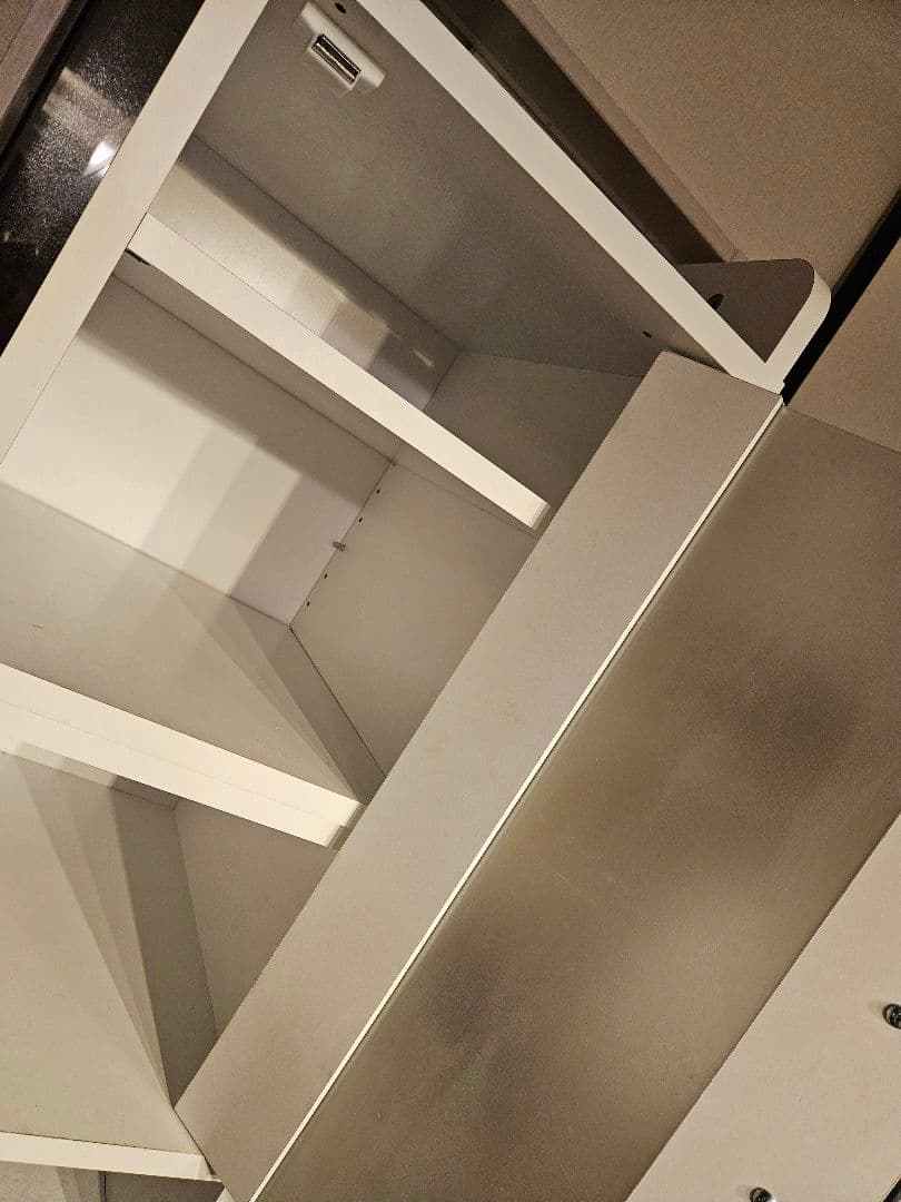 ロウヤ　LOWYA 食器棚　スリム