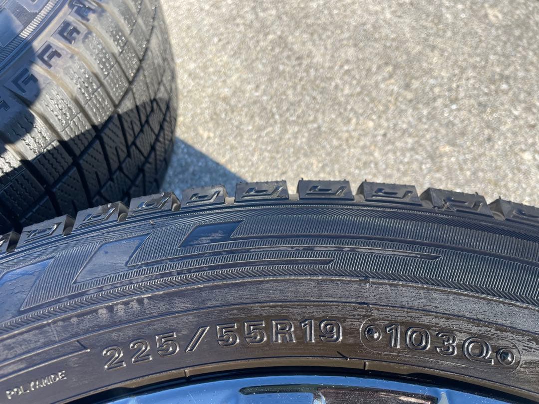 送料込み！アルファード・ヴェルファイア・40型・純正・19インチ・スタッドレス