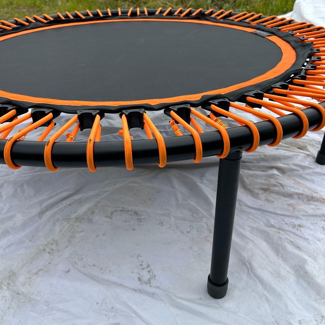bellicon 円形トランポリン オレンジと黒　ドイツ製　クラシック