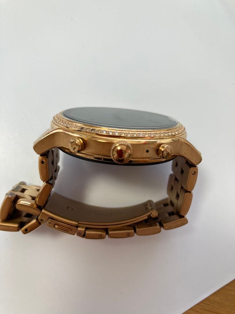 スマートウォッチ　ゴールド　キラキラ　フォッシル