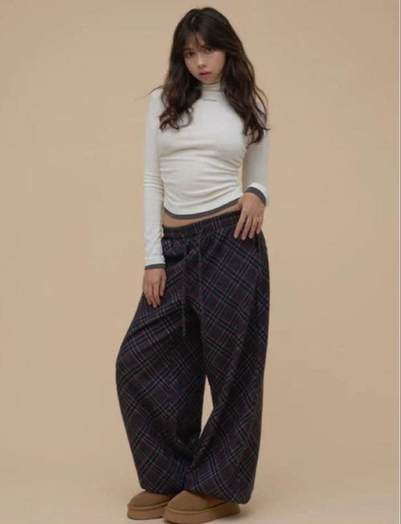 即日発送Monica check loose pants andmary