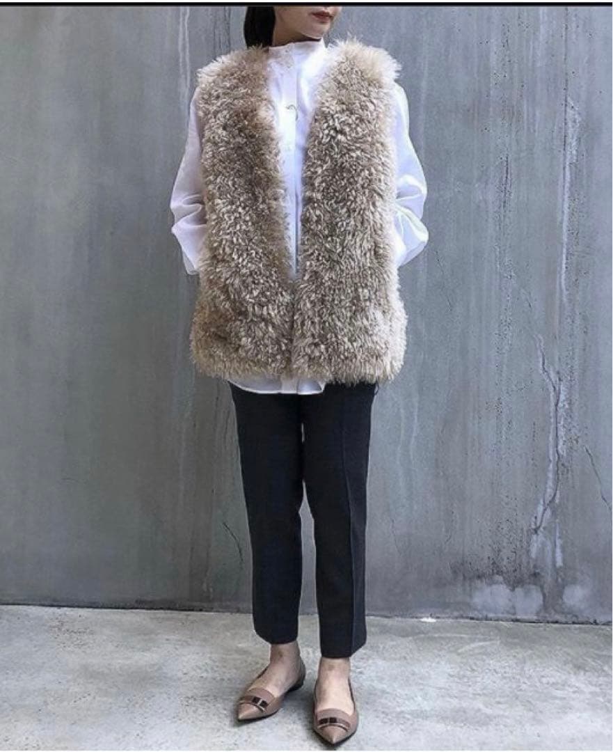 【新品未使用】定価21万円manzoni24羊毛ラビット切り替えファージレ