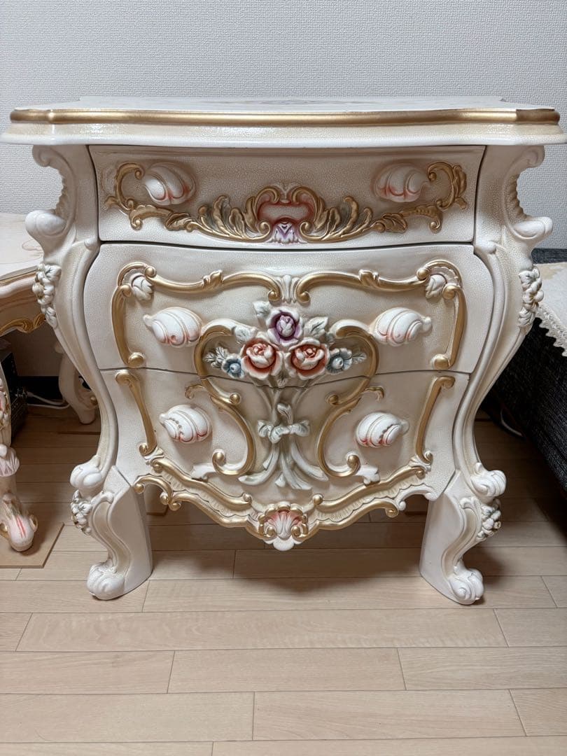 CIZCO　ロココ調　サイドテーブル チェスト アンティーク　猫脚 姫家具