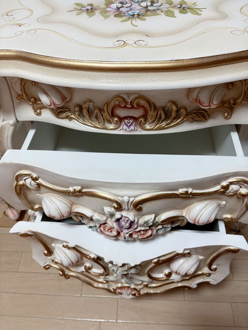 CIZCO　ロココ調　サイドテーブル チェスト アンティーク　猫脚 姫家具