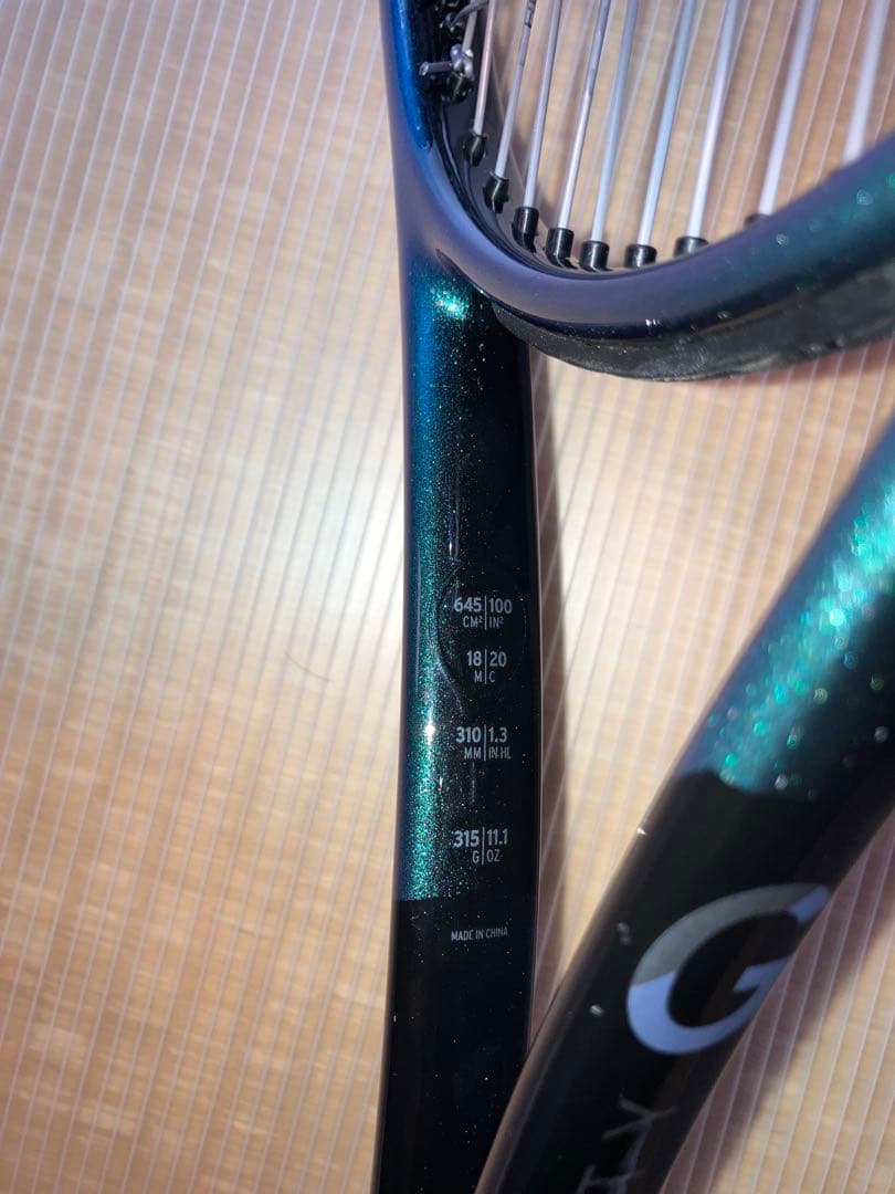 超美品！HEAD Gravity PRO 2025【国内正規品】