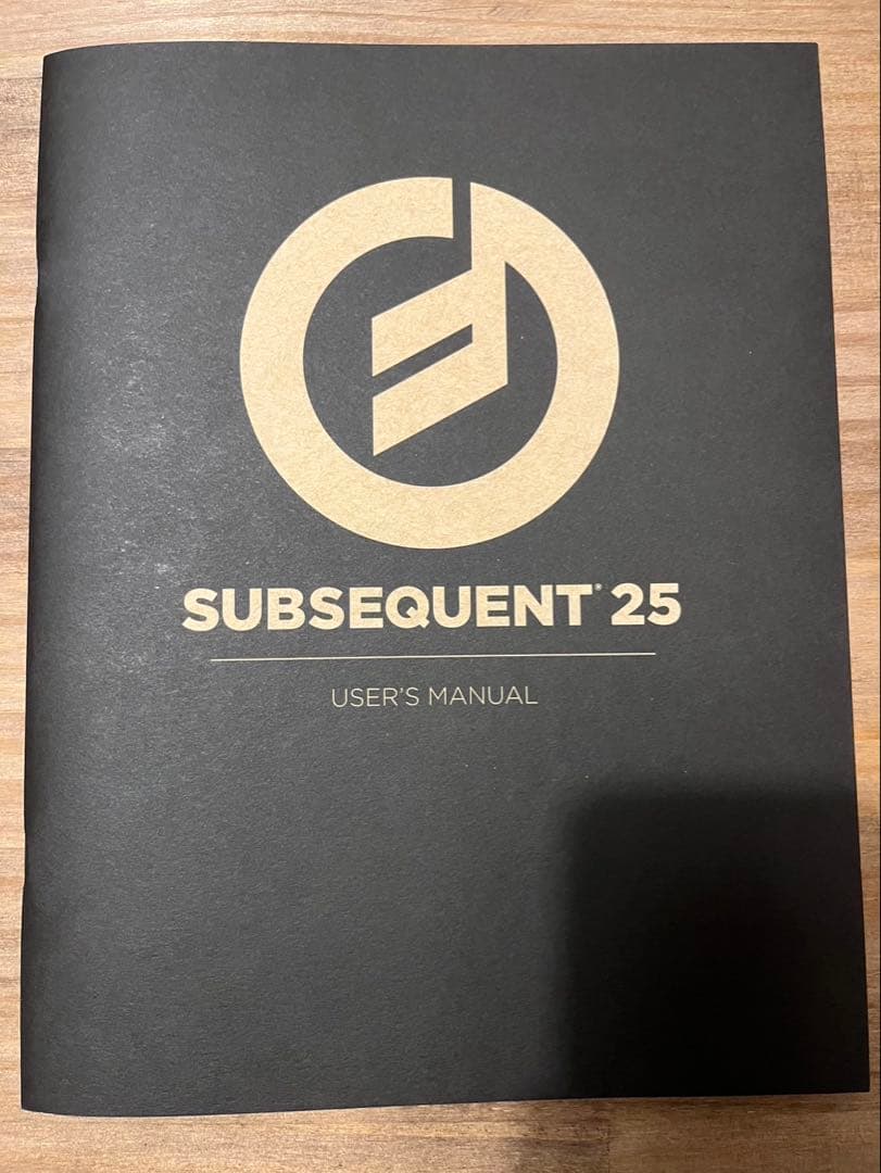 Moog Subsequent 25アナログシンセサイザー