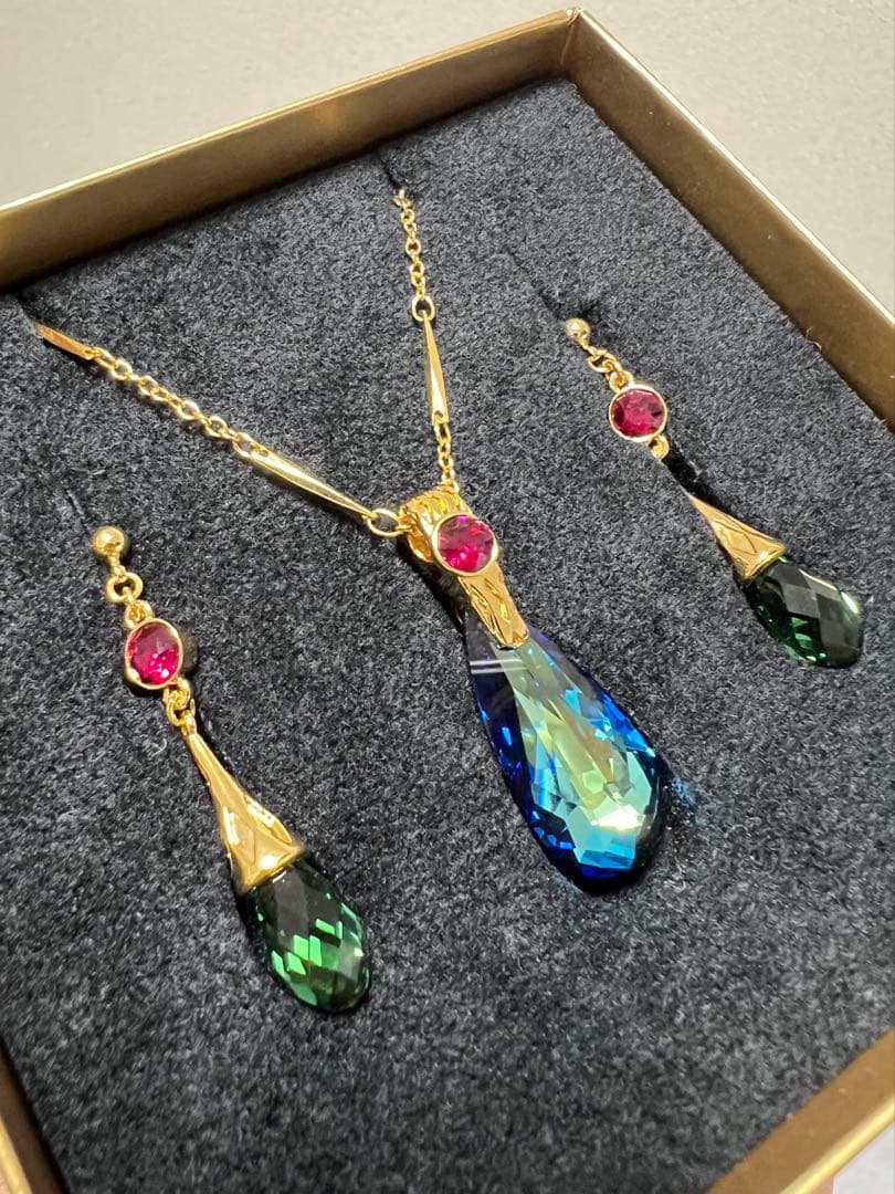 HOWL'S MOVING CASTLE Swarovski ジブリ ハウル