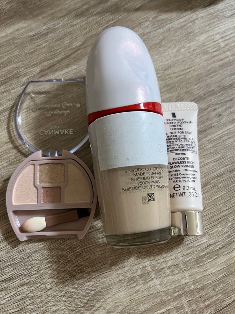 dior スキン フォーエヴァー グロウ マキシマイザーピンク アイシャドウ