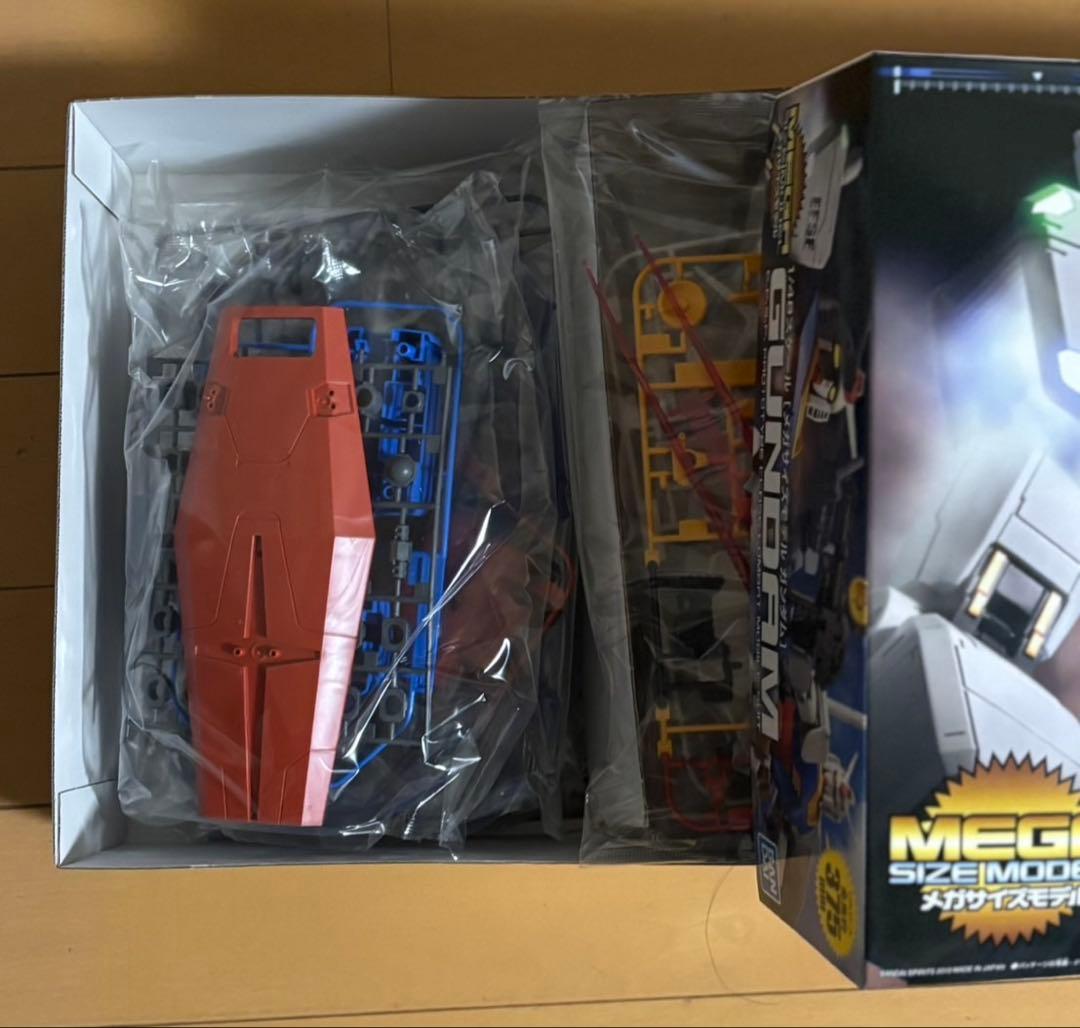 ガンプラ　ガンダム　メガサイズ