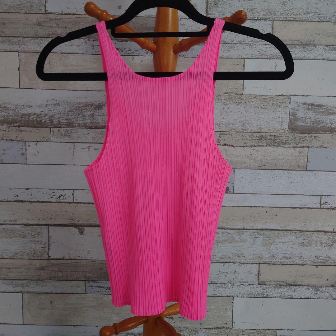 イッセイミヤケ　プリーツプリーズ　キャミソール