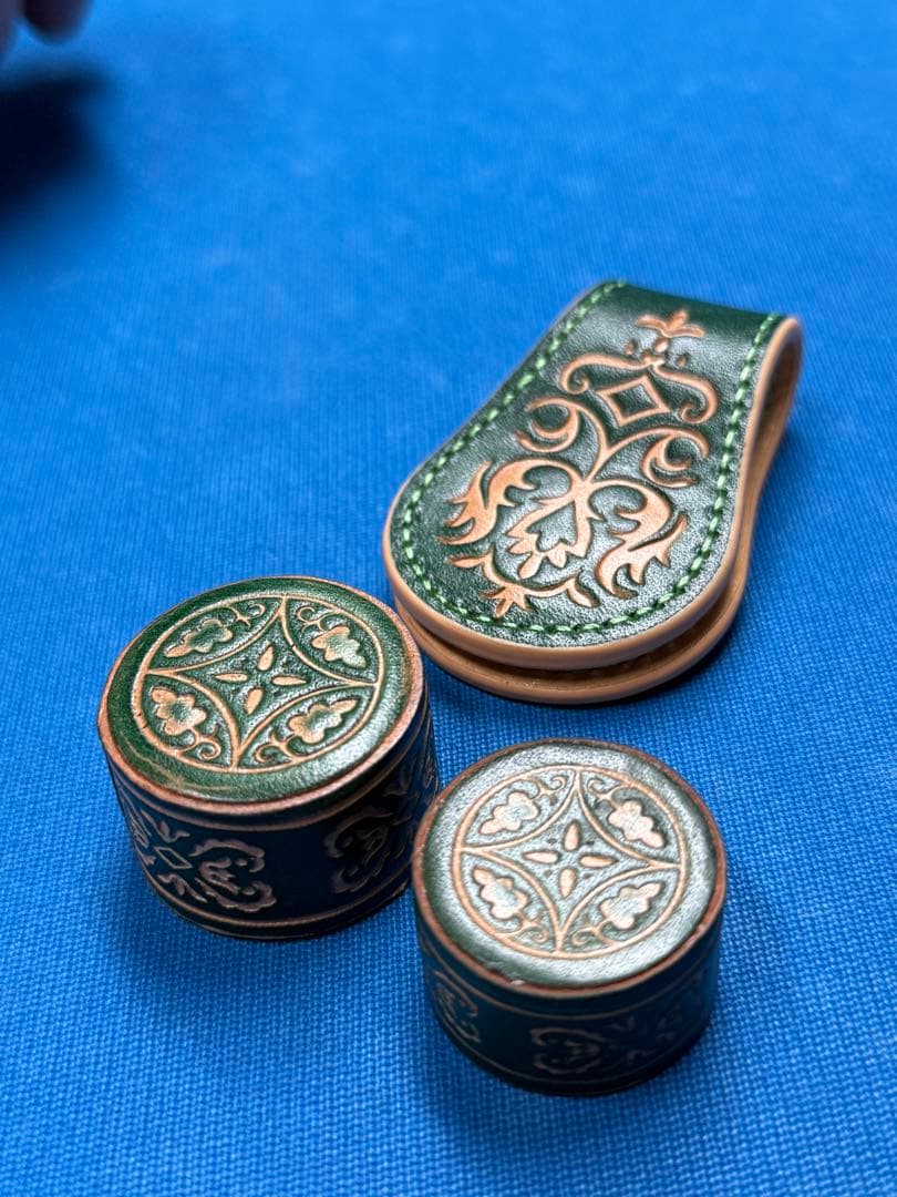 ビリヤードチョーク(TAOM V10)、レザーケース&ホルダーセット