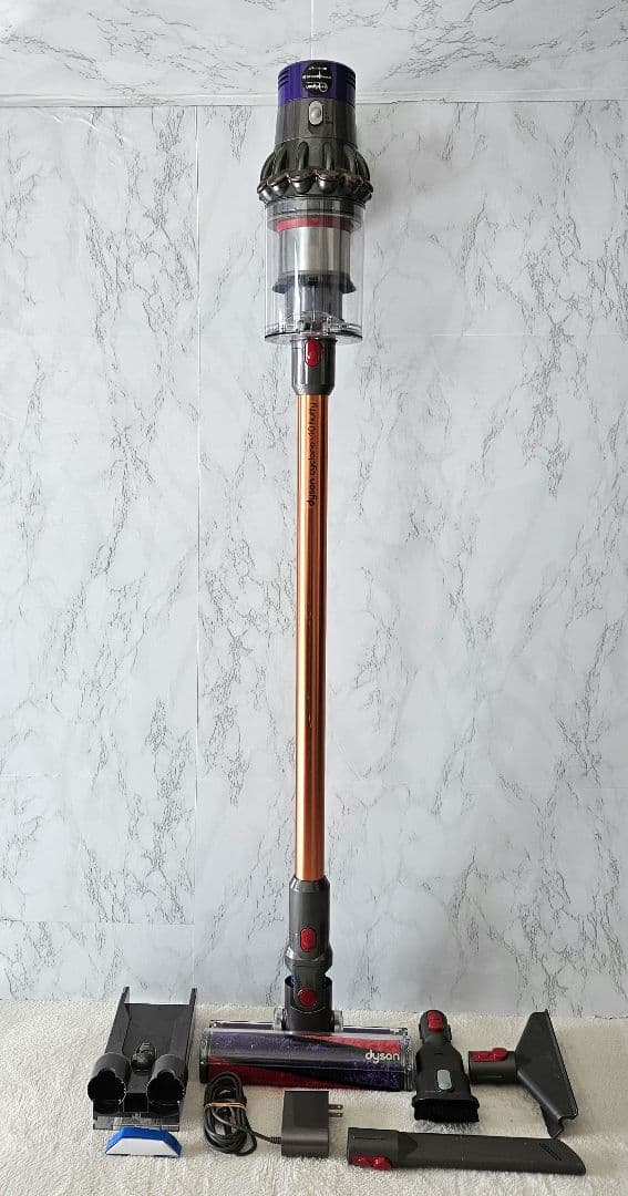 Dyson ダイソン　V10 SV12　コードレスクリーナー　動作OK　簡易清掃