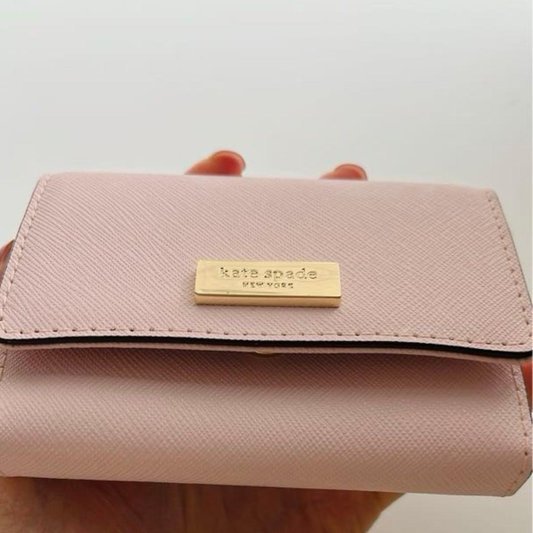 【未使用美品】ケイトスペード　カードケース　ホワイトピンク