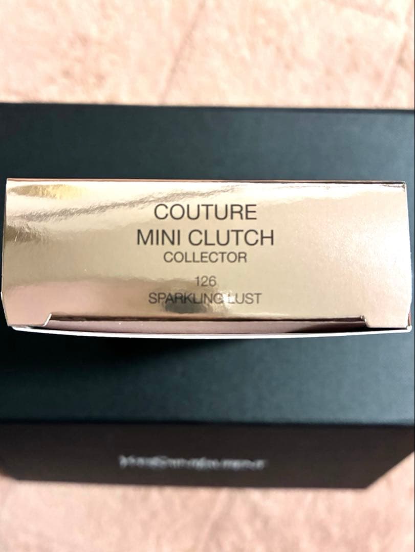 イブサンローラン クチュール ミニ クラッチ 126 スパークリングラスト