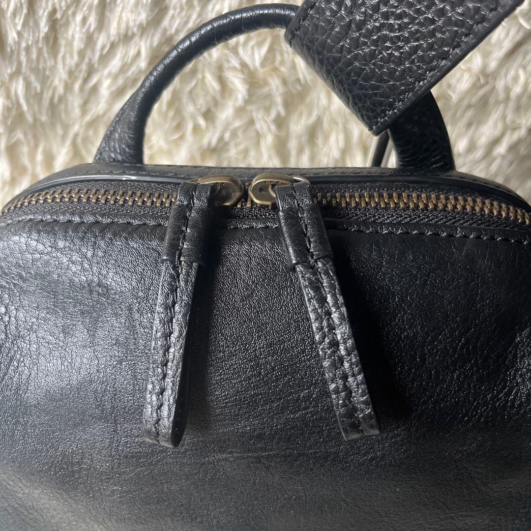 極美品　マザーハウス　カゼマトウ　 クロスバッグ レザー ボディバッグ シボ革