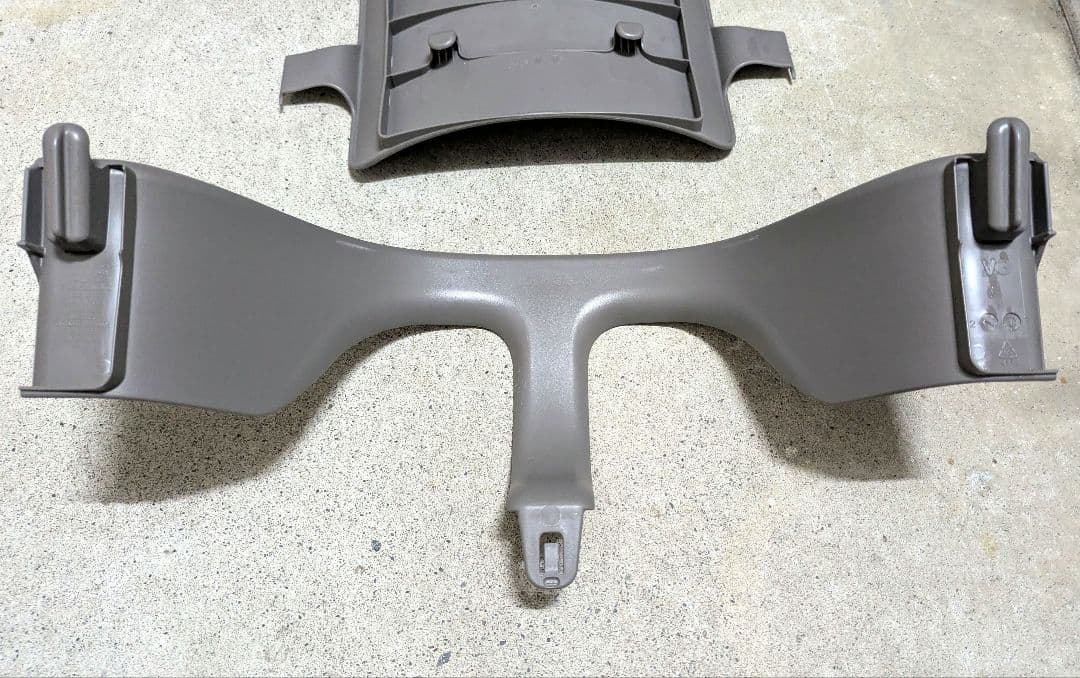 ストッケ　トリップトラップ　ベビーセット　グレー　人気色　+トレイ