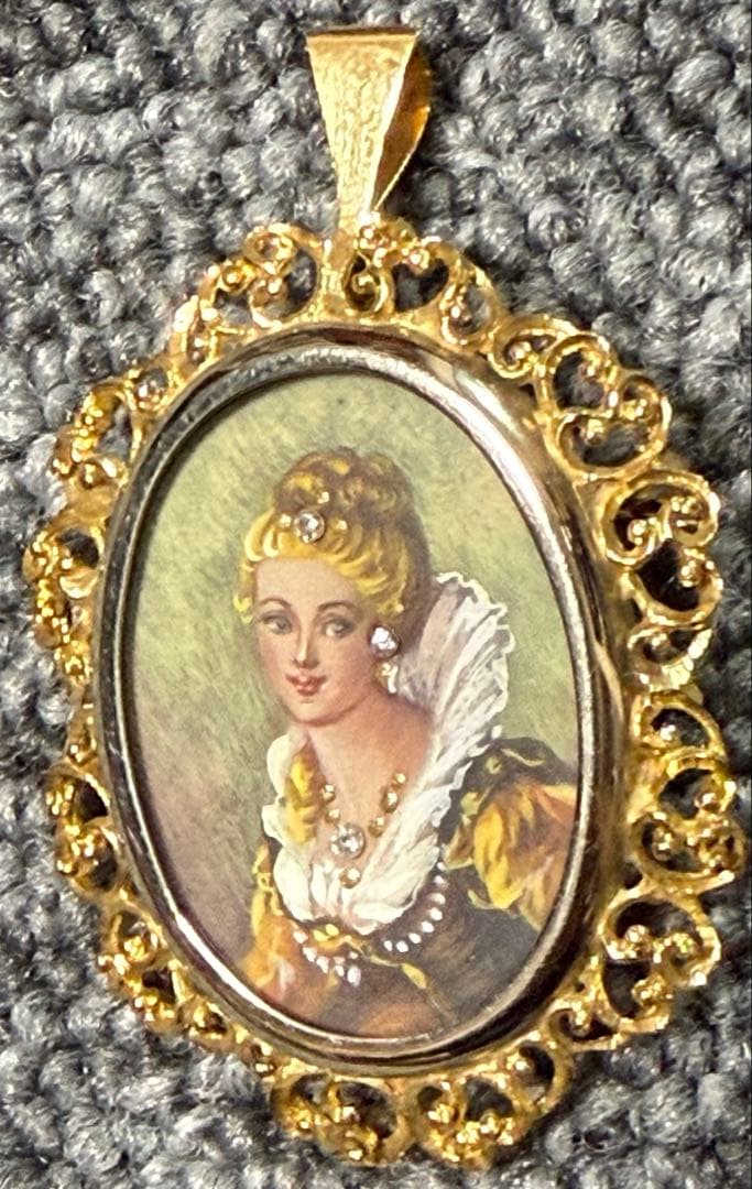 K18 刻印あり　ダイヤ　アンティーク品　ペンダントップ　プローチ 兼用