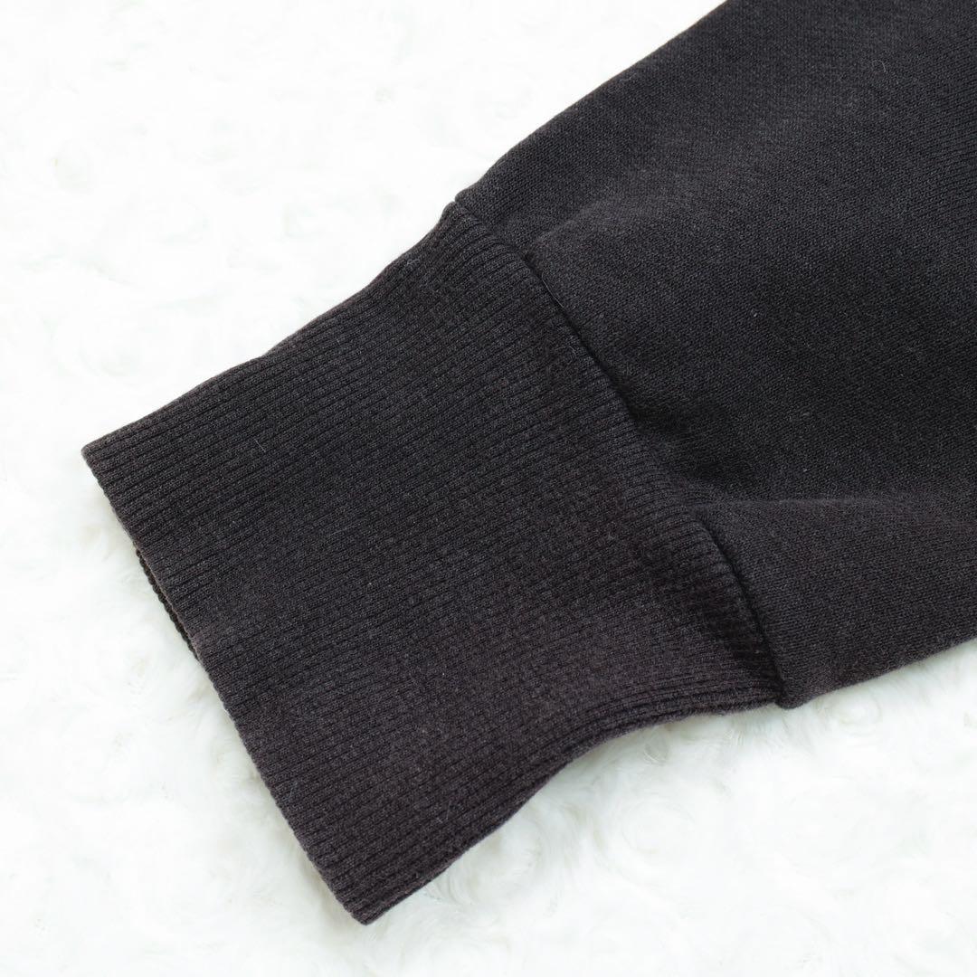 新品 当日発送バーバリーBURBERRY ブラックパーカー サイズ38