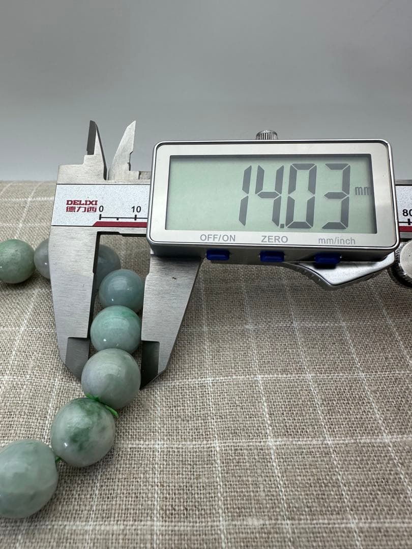 ☆天然☆極上品 極潤糸魚川翡翠美麗☆ろうかん質☆ブレスレット【新品】