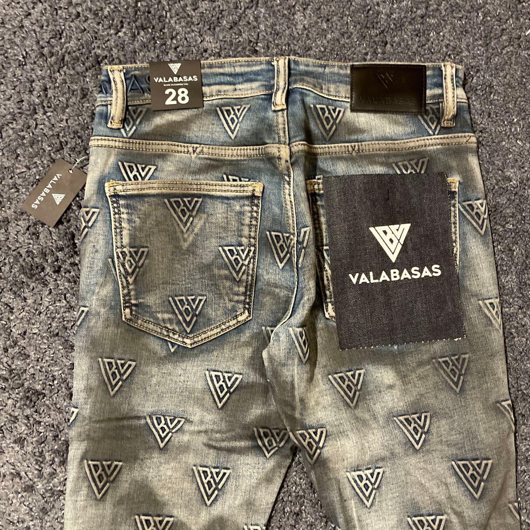 ‼️新作‼️ VALABASAS バラバサス モノグラムスキニーフレアデニム 28