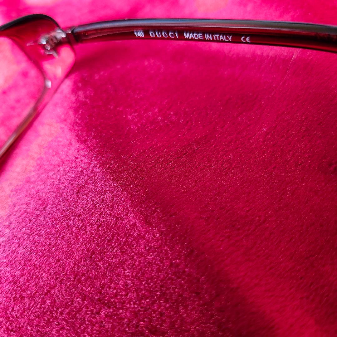 GUCCI　スクエア型サングラス　メンズ　レディース