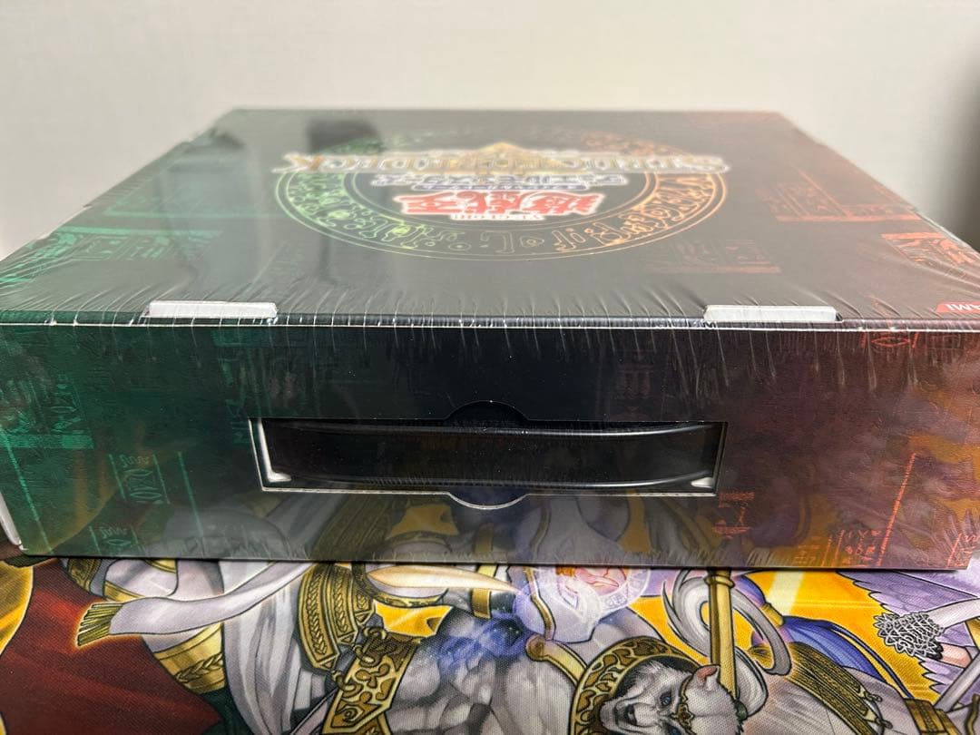 遊戯王　デラックスセット　新品未開封　ストラクチャー　青眼の究極竜　レリーフ