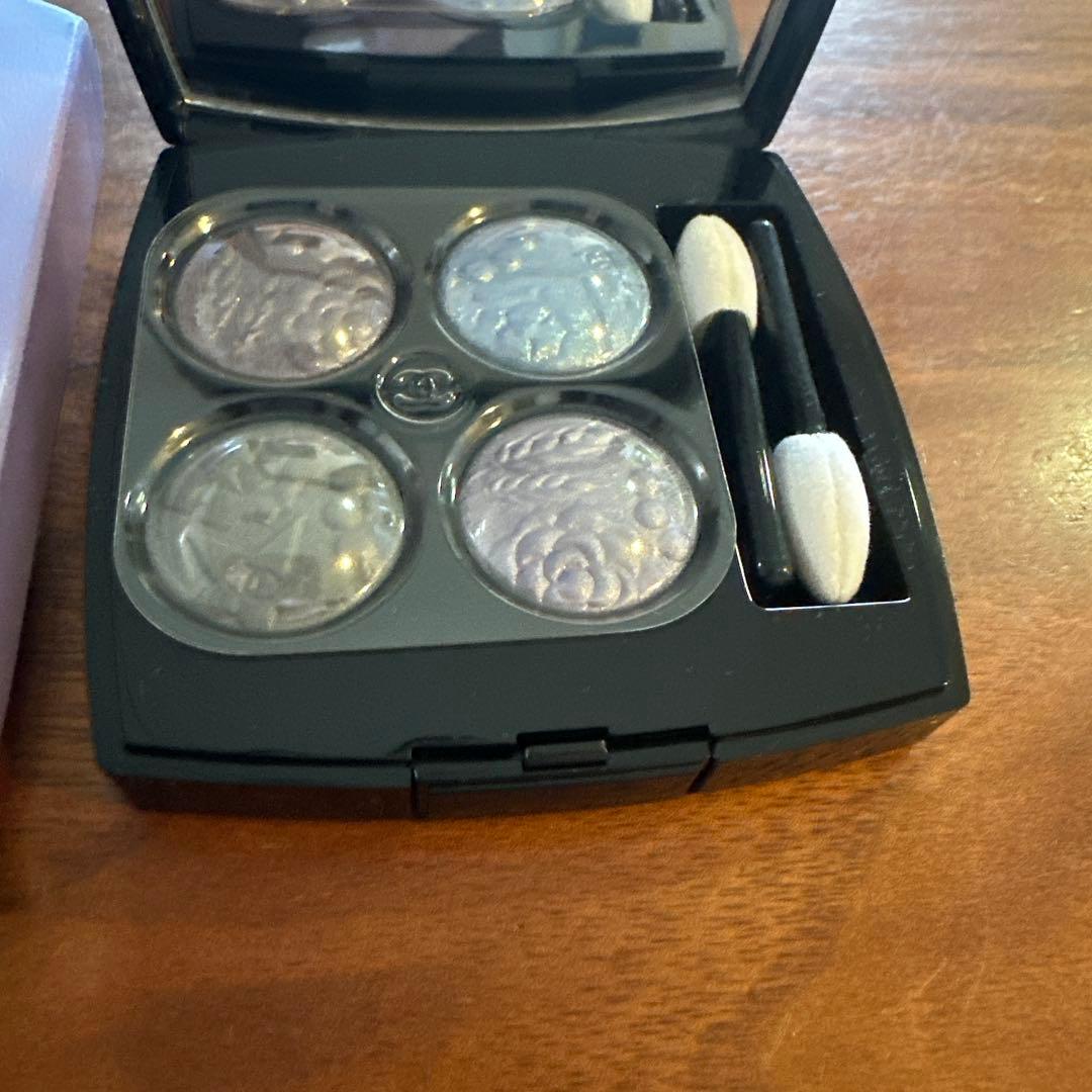 シャネル　レ　キャトル　オンブル397ニュイ　アストラル