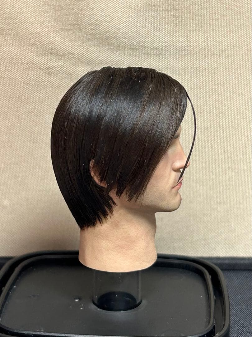 INART インアート 1/6 バットマン ブルース ウェイン 植毛可動眼ヘッド