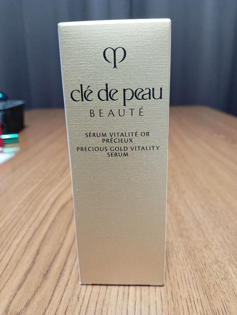 『新品未使用』クレドポー ボーテ セラムヴィタリテオープレシュー 40ml美容液